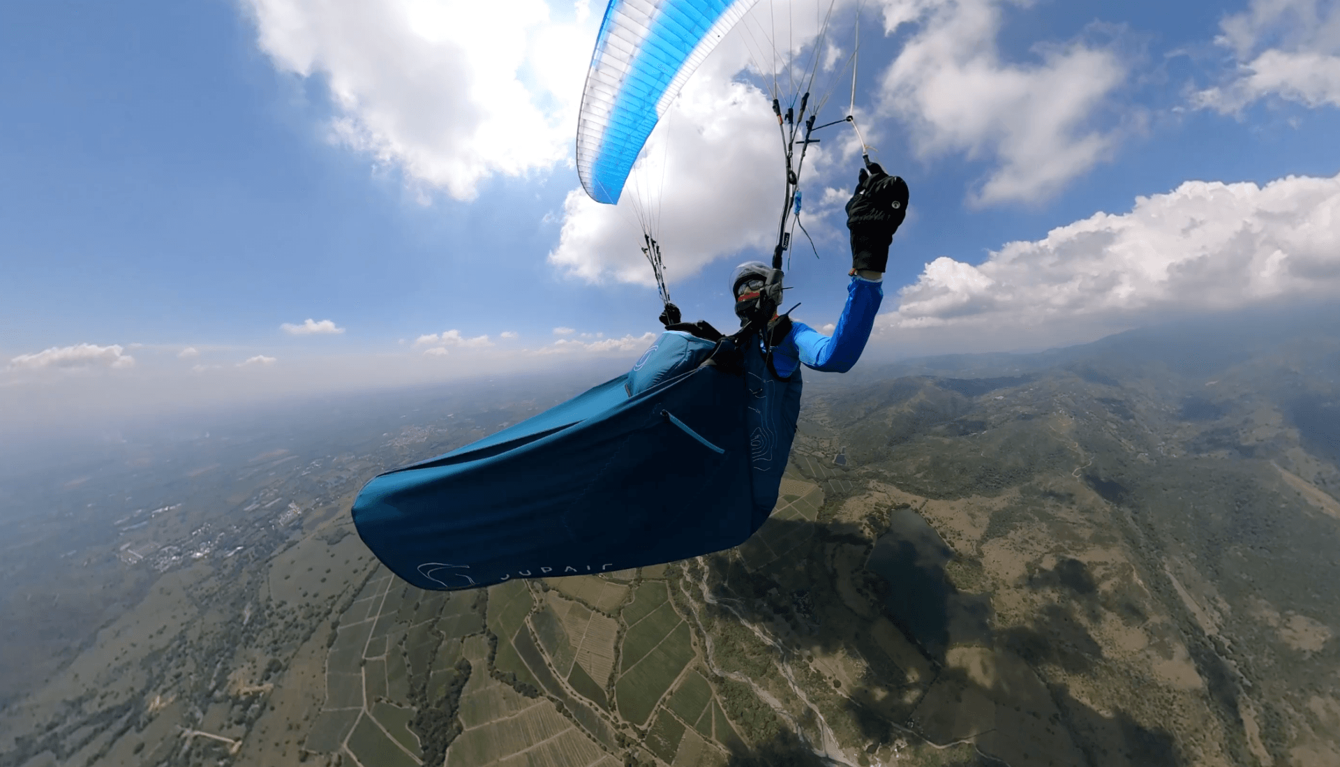 Learn paragliding